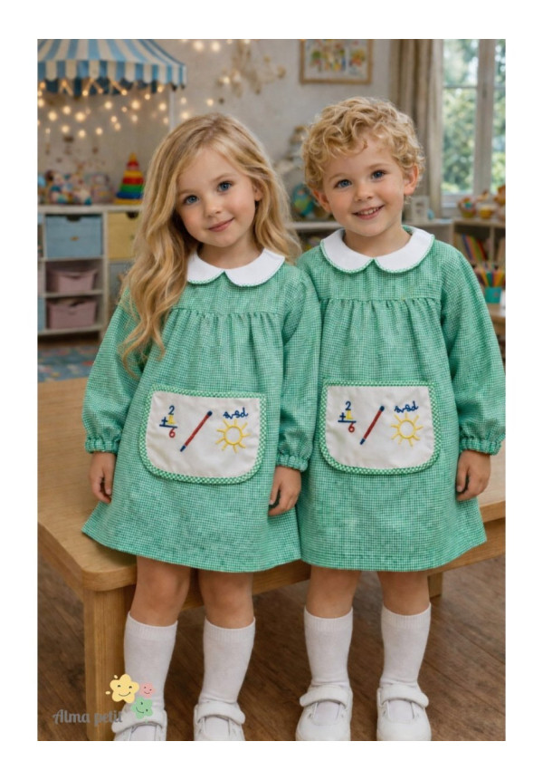 Bata escolar cuadros